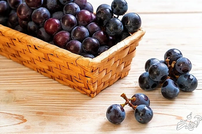 درمان یبوست با انگور انگور برای یبوست